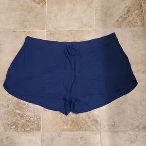 Women's plus size navy blue Old Navy shorts